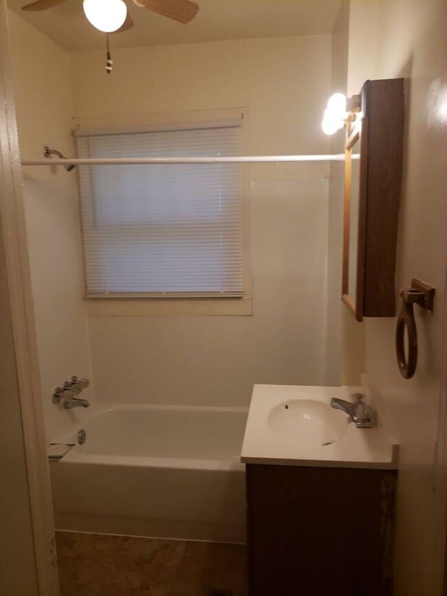 Photo - 2 BR Near Downtown