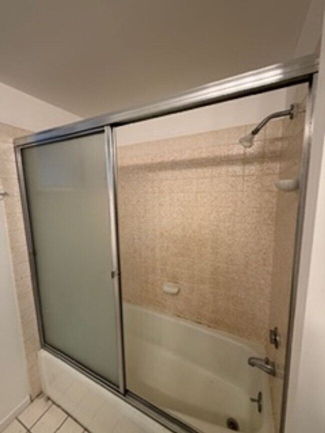 Photo - Northwood Estate Charmer