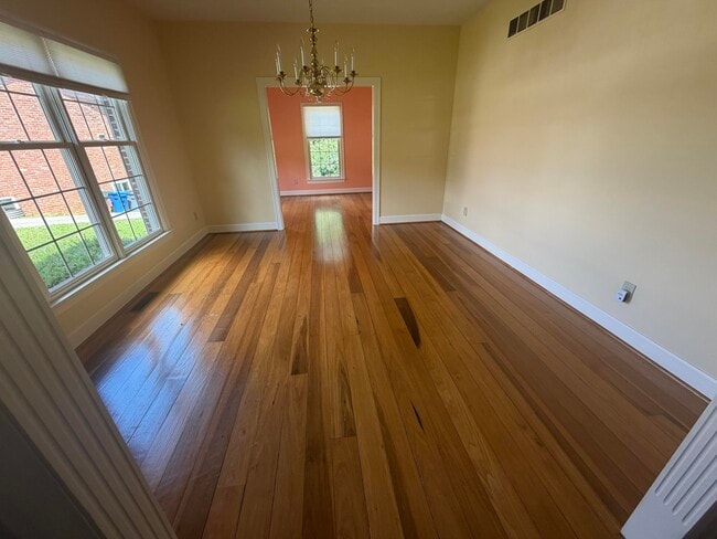 Photo - 1112 Pepperhill Cir