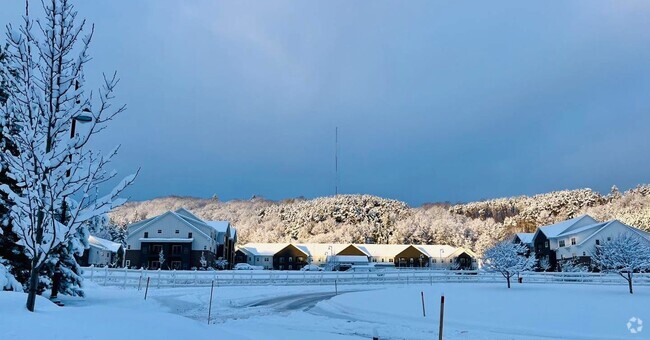 Building Photo - Legends Morgan Farms Rental