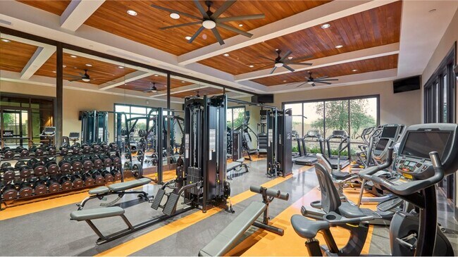 Photo - 583 Crescent Ln