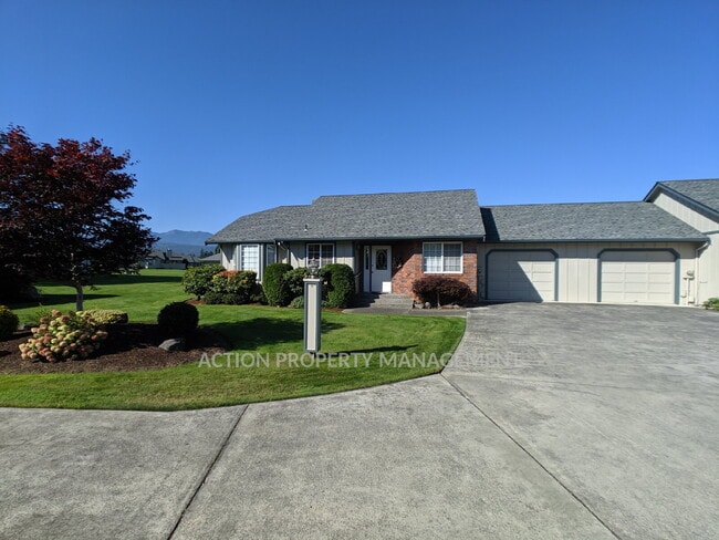 Photo - 3 bed 2 bath in Sherwood Village