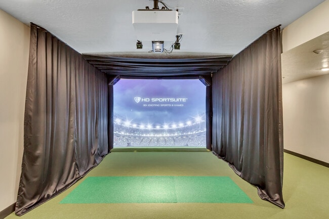 Golf & Sport Simulator