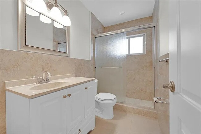 Photo - 8 NE 14th Ave Unit 2