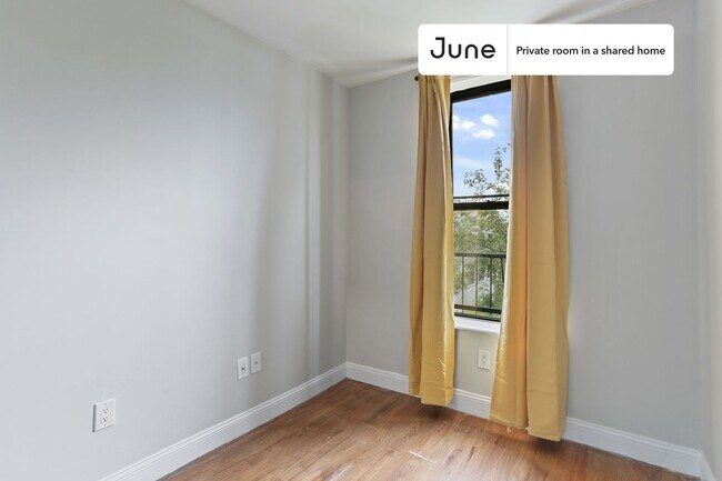 Photo - Room in Shared 4 bed/1 bath home Unit D