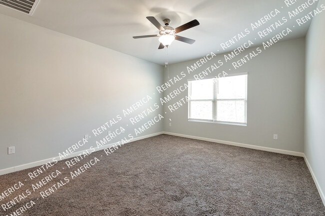 Photo - 543 W Weldon St