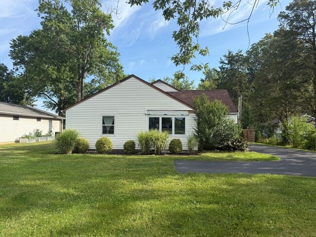 Photo - 7149 Stellhorn Rd