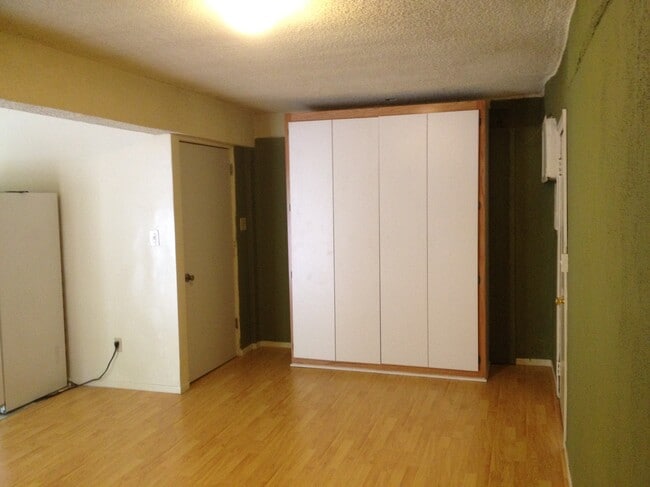 Hide-a-bed folded up - 11324 Biona Dr Unit MVLR Studiotudio