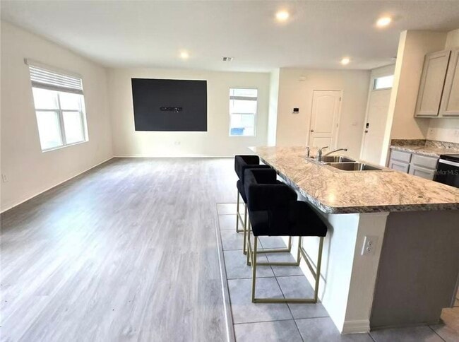 217 Gina Ln
