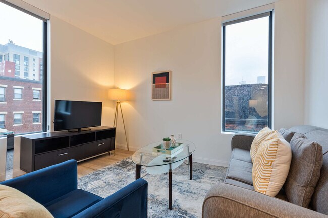 60 Kilmarnock St Unit SI FL3-ID1039277P