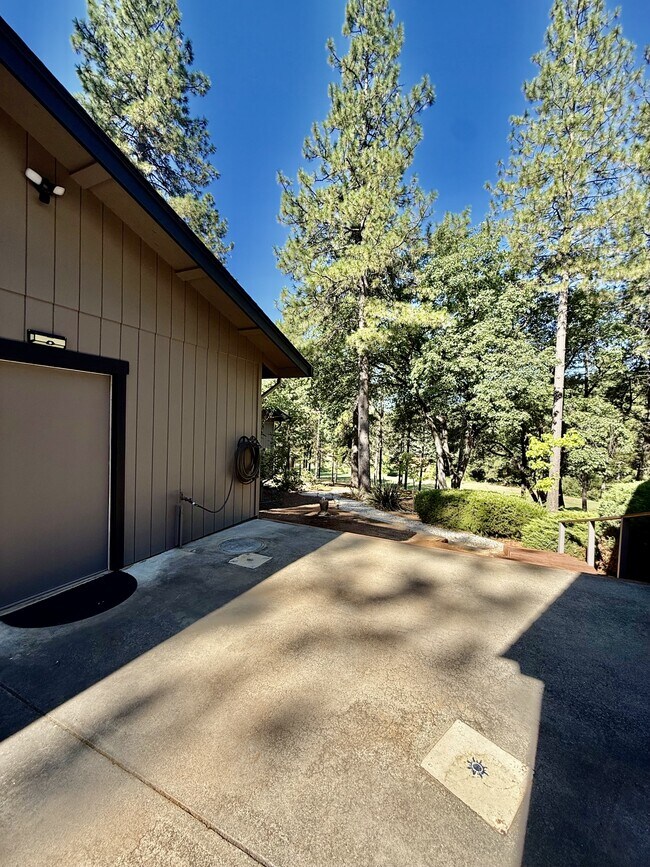 Photo - 11438 Timothy Way