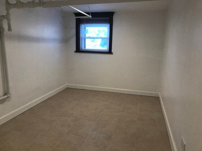 Photo - 6644 N Campbell Ave Unit 1