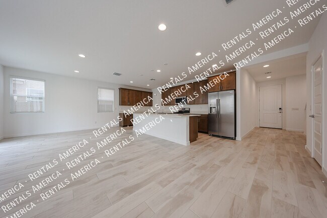 Photo - 10151 E Ulysses Ave