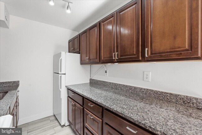 Photo - 1200 S Arlington Ridge Rd Unit 311