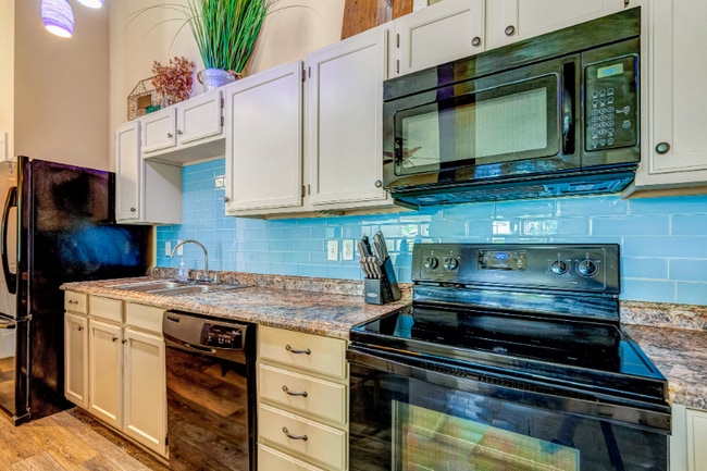 Building Photo - 9355 Kempton Manor Ct Rental