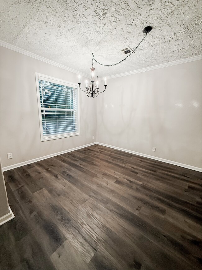 Photo - 106 Dolly Dr