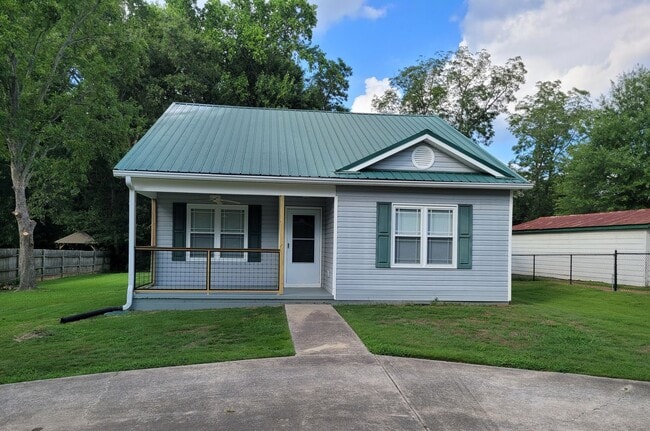 Photo - 2BD 2BA Home plus Extra Room, Circular Dri...