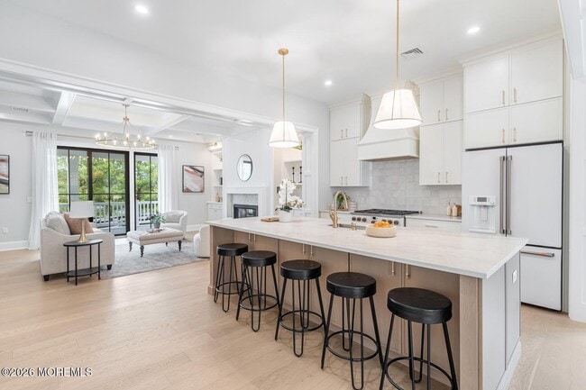 2113 River Rd Unit A
