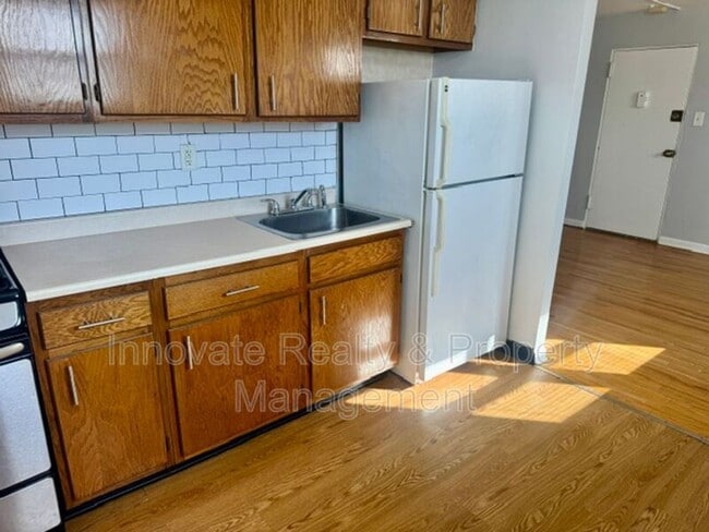 Photo - 9513 Hoff St