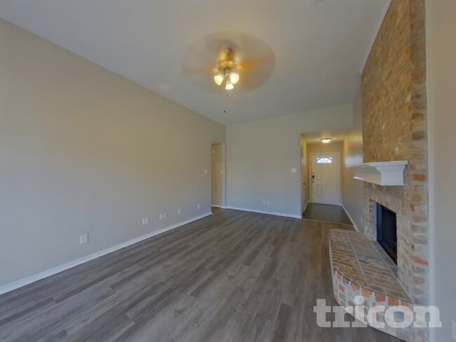 Photo - 7501 Ashcroft Cir