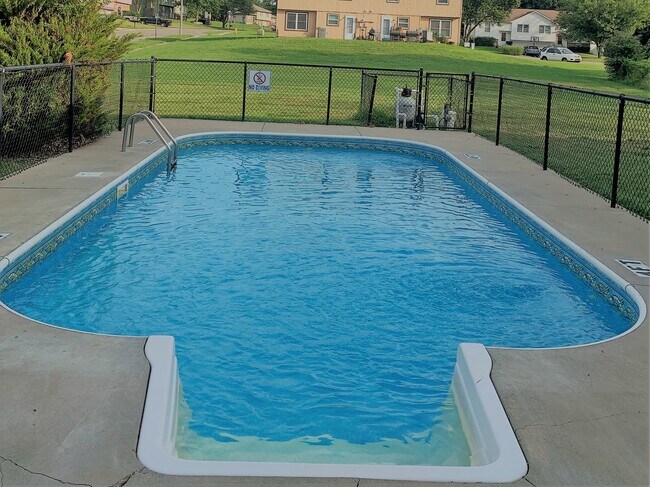 Photo - 431 N Bluegrass Dr Unit #7