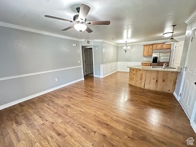 Photo - 574 S 2150 W Unidad #104