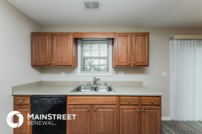 Photo - 88 Gilliam's Xing SW