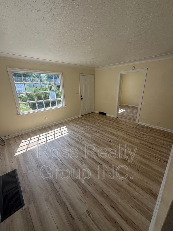 Photo - 621 Brookley Blvd