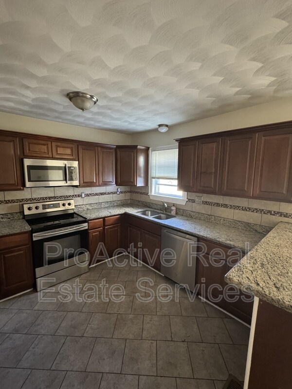 Photo - 1018 Wolcott Ave