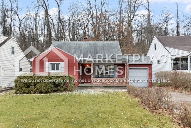 Building Photo - 746 Jefferson Rd