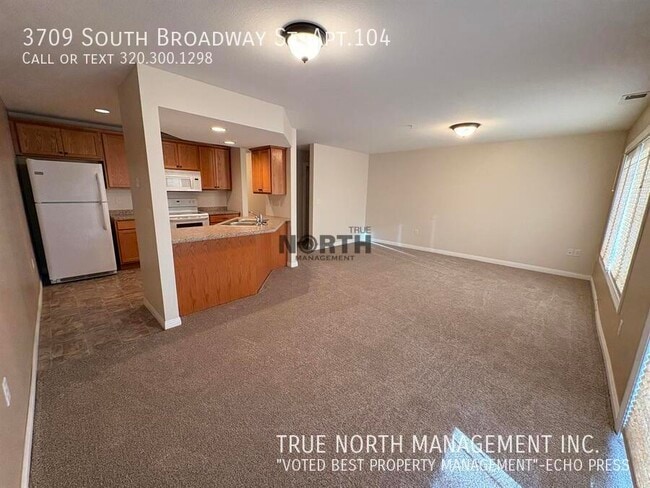 Photo - 3709 S Broadway St