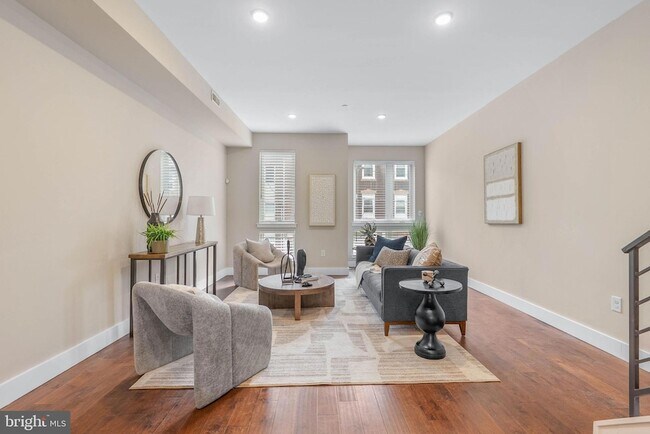 Photo - 1848 Frankford Ave