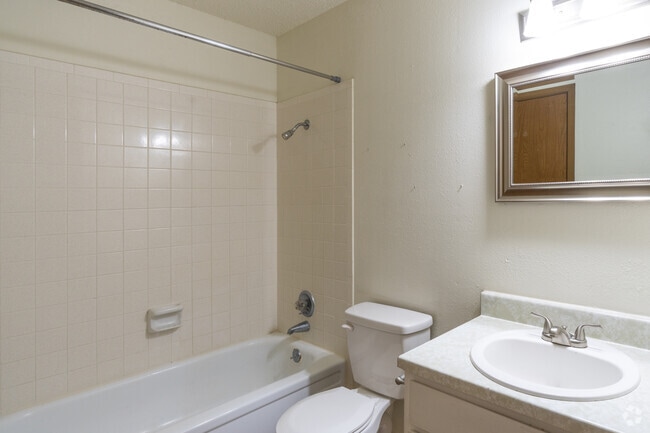 Photo - Carriage Park Apartments