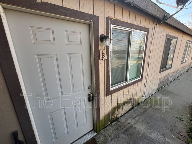 Building Photo - 9330 Rd 236 Unit #2