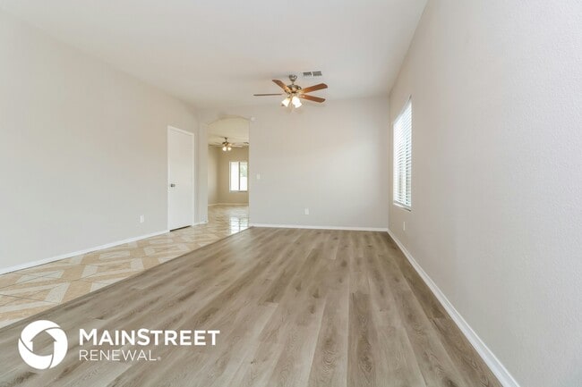 Photo - 2624 N 63rd Ave
