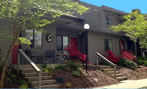 Deer Run Apartments - Deer Run Apartments