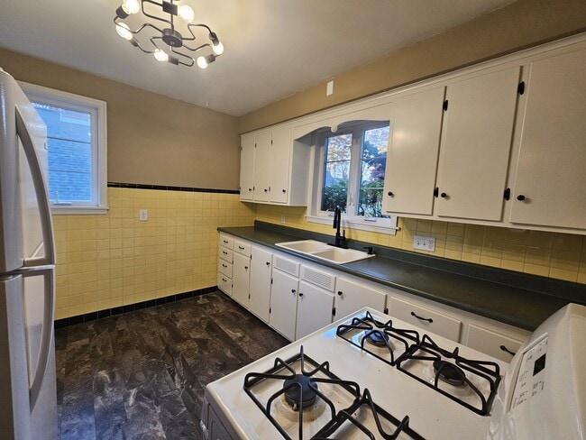 Photo - 107 Upper Knapp Rd