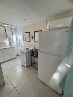 Photo - 1208 N Sylvania Ave Unit 1