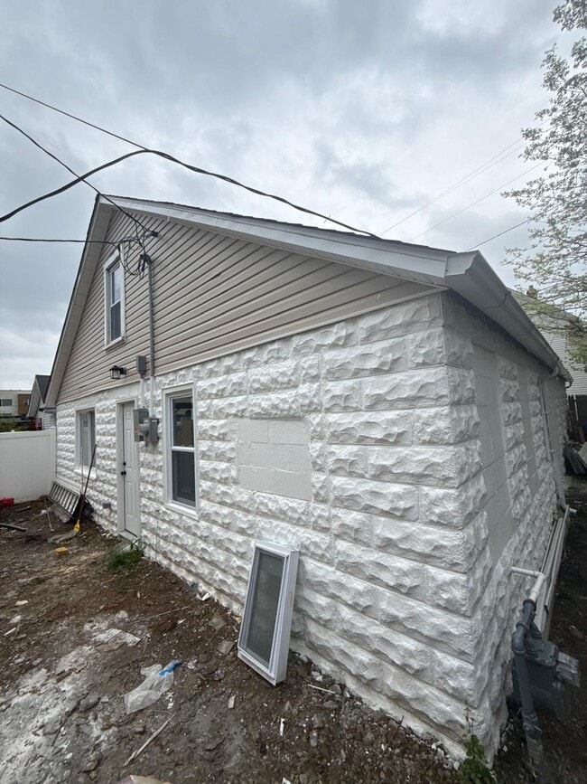 Photo - 6211 Aspen Ct