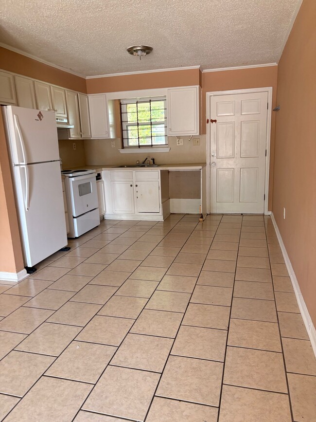 1510 La Annie Dr Unit 1