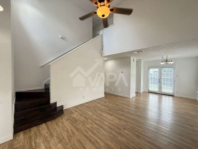 Photo - 3230 Bear Springs Dr