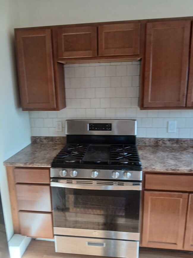 Photo - 44 Spring St Unit 2nd floor