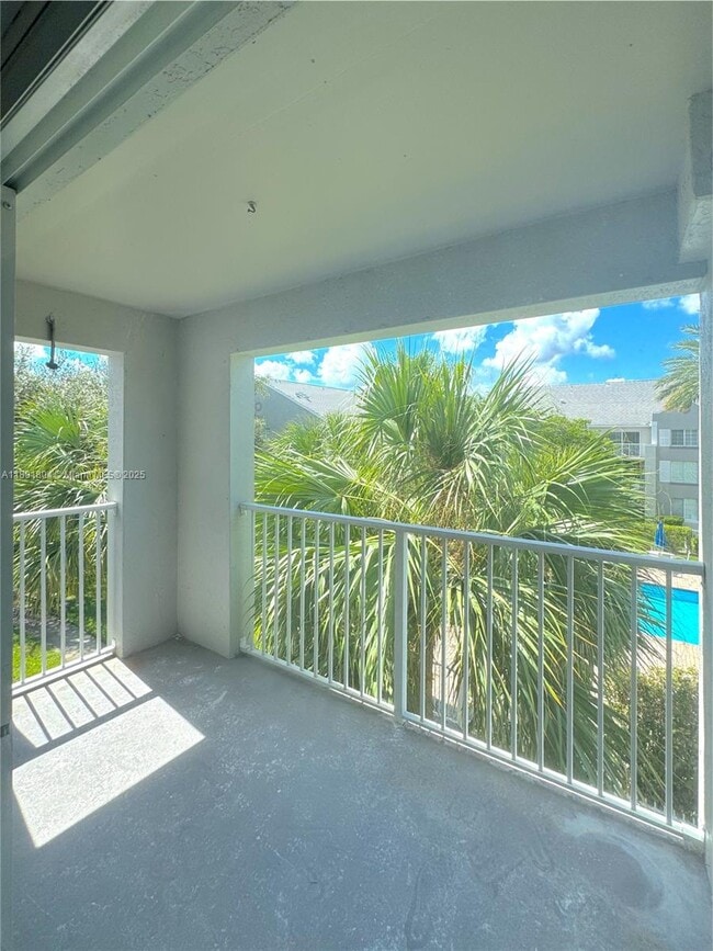 Photo - 620 SW 111th Ave Unit 304
