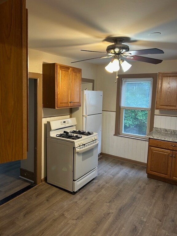Photo - 7 Thenius St Apartment Unit 2