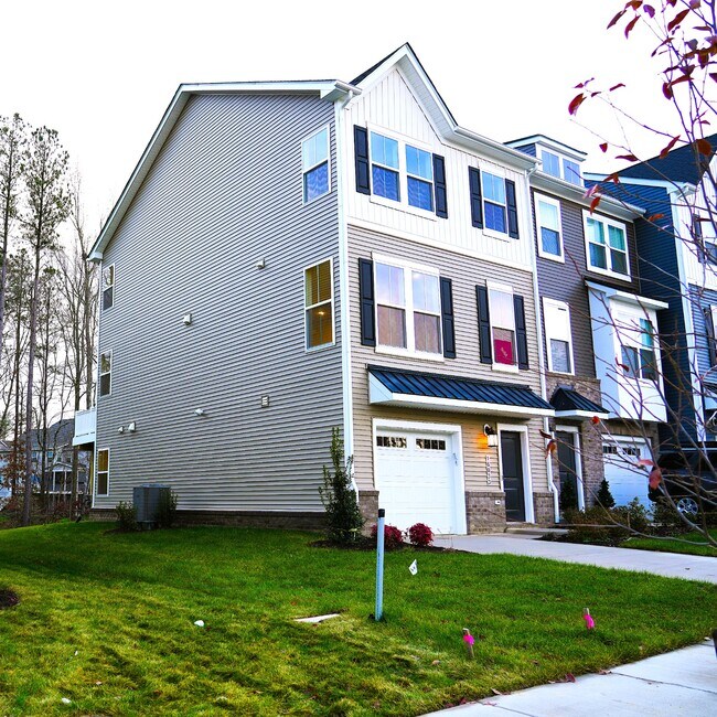 Photo - 16033 Abelson Wy