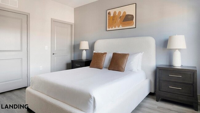 Photo - 6300 F 423 Unit 3307