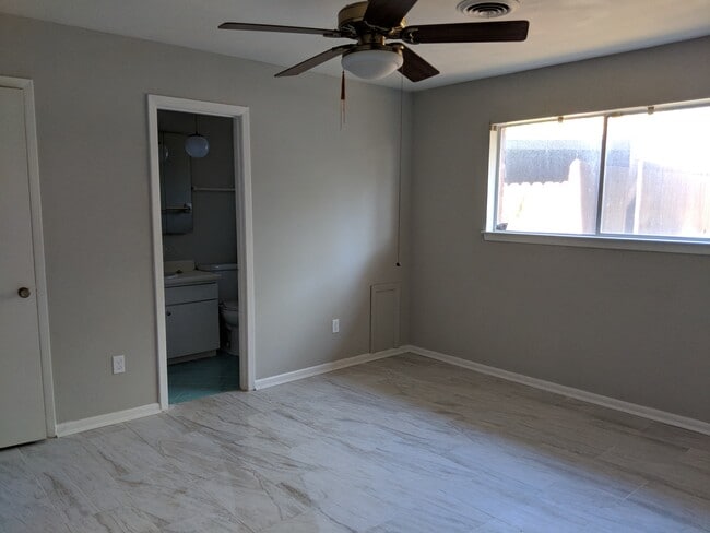 Master Bedroom - 5478 Birdwood Rd House
