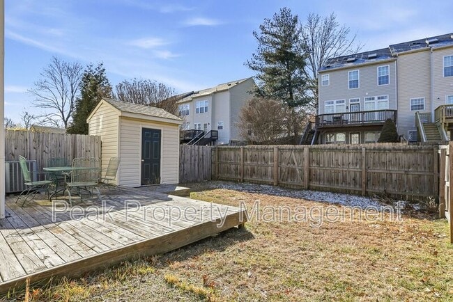 Photo - 2930 Queensland Dr