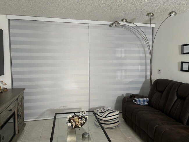 9900 S Ocean Dr Unidad 1