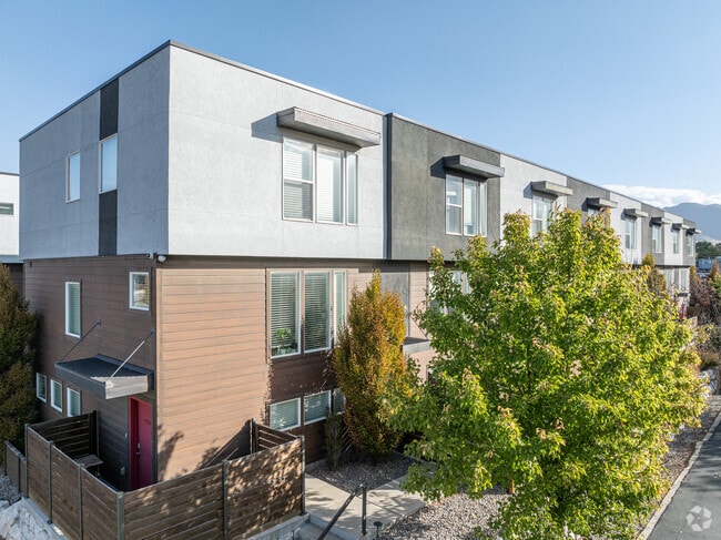 S-Line Townhomes